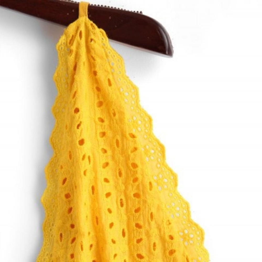 NWT Eyelet Plunging Tank Top - Picture 3 of 6